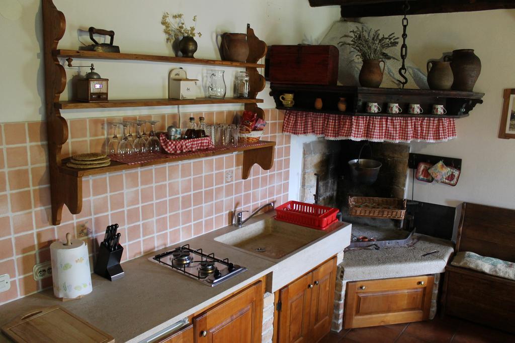 Grožnjan Apartments Mestri חדר תמונה