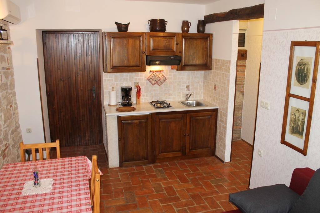 Grožnjan Apartments Mestri מראה חיצוני תמונה